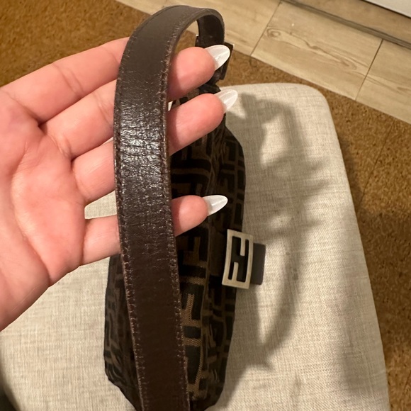 Fendi Zucca Mama Baguette Tabacco - Picture 14 of 15